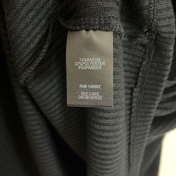 Torrid Ribbed Turtleneck Tank Top Womens Size 6X Black Sleeveless Stretch Fitted - Picture 6 of 12